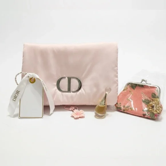 Dior Beauty Pink Bundle: Mini Perfume, Pouch & Extras - Picture 1 of 7